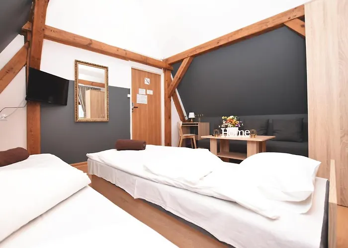 Dukes - Prywatne, Rynek Hostel