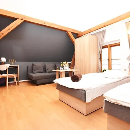 Dukes - Prywatne, Rynek *