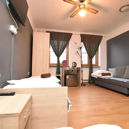 Dukes - Prywatne, Rynek *