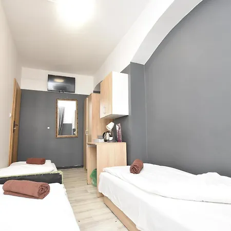 Dukes - Prywatne, Rynek Hostel *