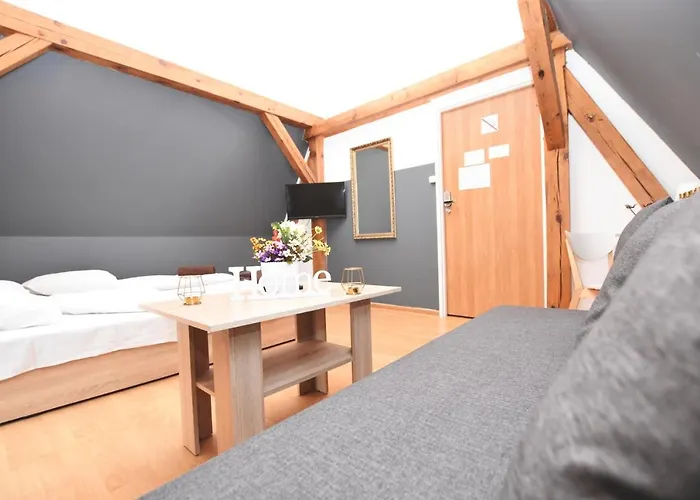 Dukes - Prywatne, Rynek *