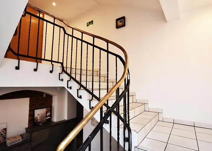 Dukes - Prywatne, Rynek *