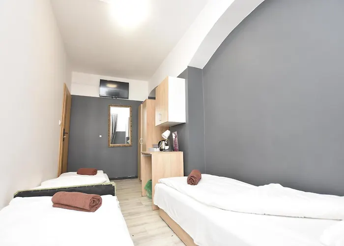 Dukes - Prywatne, Rynek Hostel *